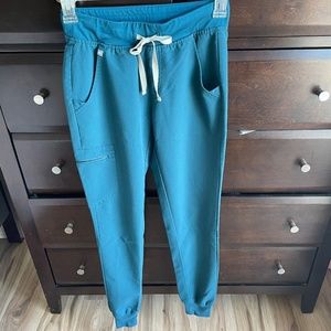 Figs Zamora joggers (XS longs) in limited edition color Caribbean blue